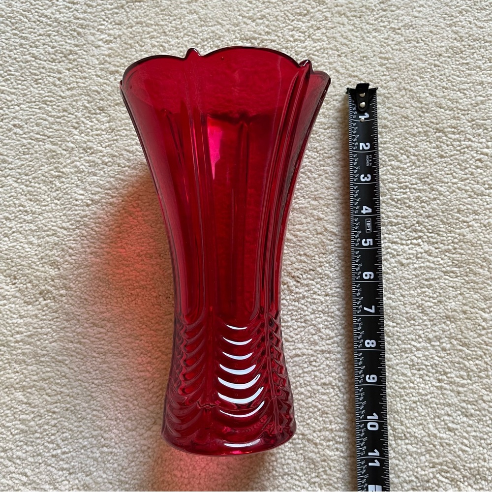 Glass Vase 10” Tall With 5” Opening For a Beautiful Bouquet of Flowers Red - Picture 3 of 12